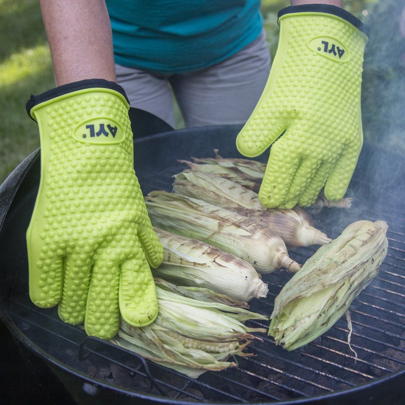 AYL Grilling Gloves, Heat Resistant Gloves BBQ Kitchen Silicone Oven Gloves, Safe Handling of Hot Food, Pots and Pans for Barbecue, Cooking, Baking - Internal Protective Cotton Layer - Image 3